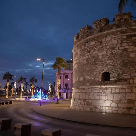 Super Apartment In The Ancient Roman Amphitheater Durrës Exterior foto