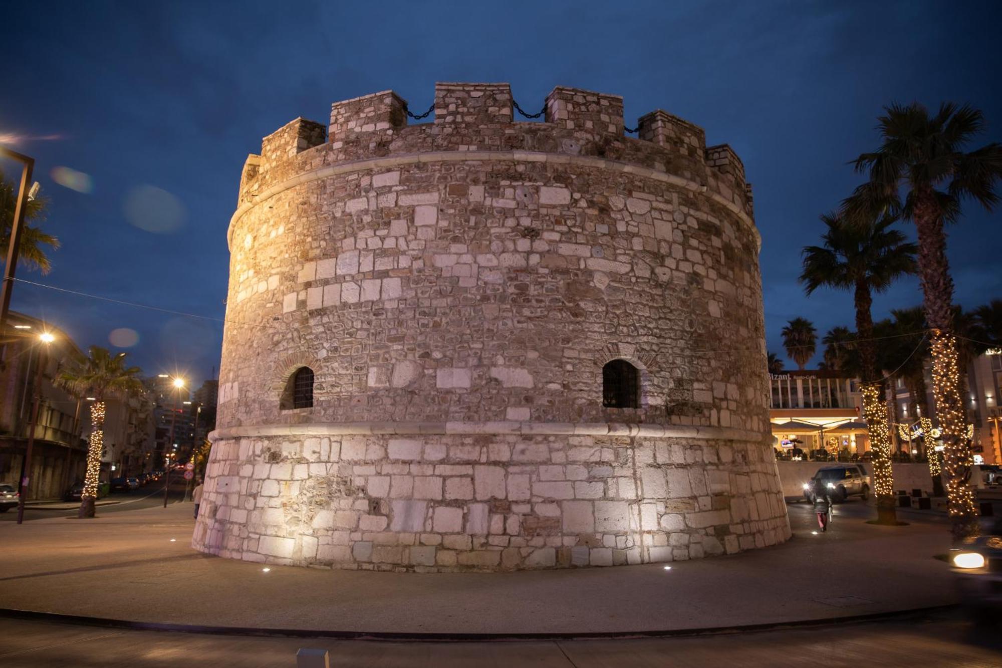 Super Apartment In The Ancient Roman Amphitheater Durrës Exterior foto